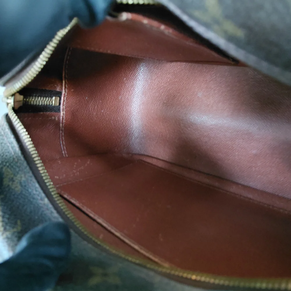 Louis Vuitton Brown Monogram Shoulder Bag - Picture 8 of 9